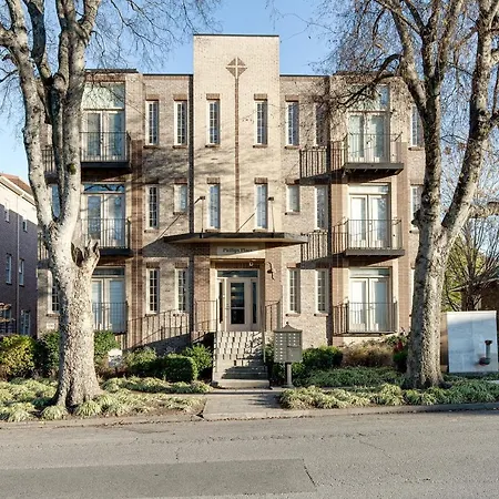 The Celebrity - Minutes To Broadway With A Balcony Apartment Nashville Exterior photo